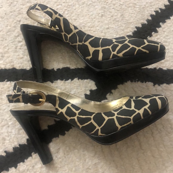 Tahari Beige/Black Giraffe Print Heels - Picture 3 of 9
